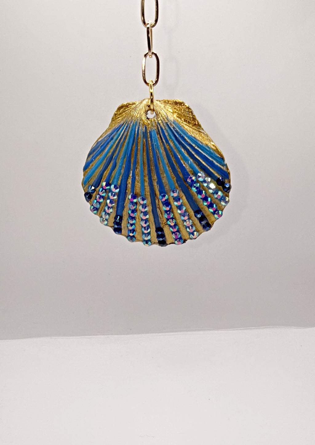 Blue Floral Shell Key Chain & Bag Charm – A Touch of Coastal Charm for Your Everyday Carry (Copy)