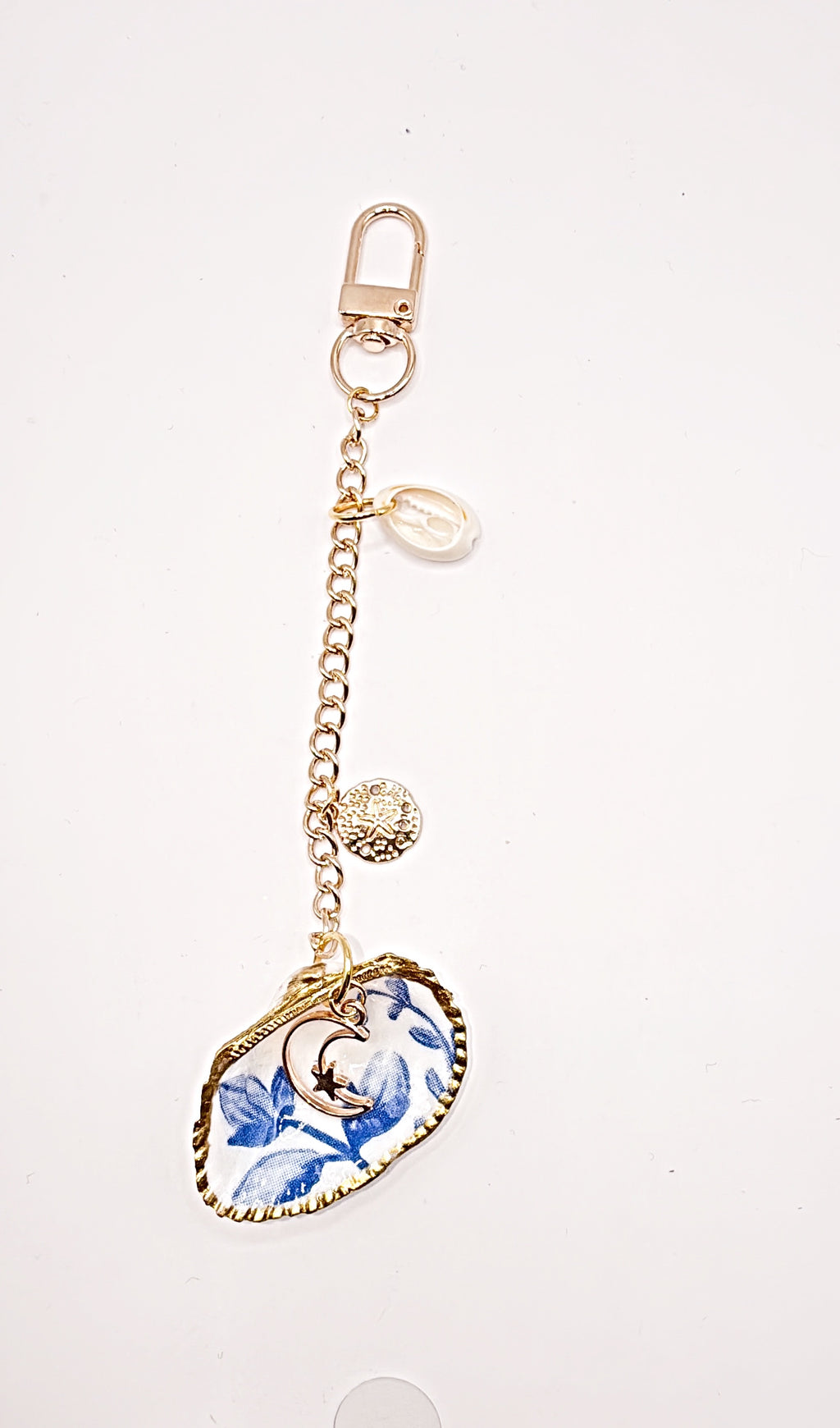 Blue Floral Shell Key Chain & Bag Charm – A Touch of Coastal Charm for Your Everyday Carry (Copy)
