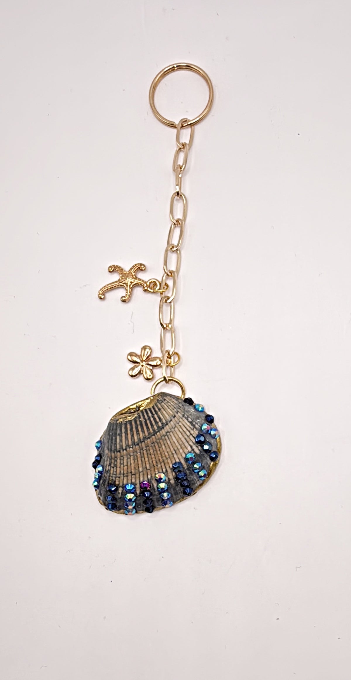 Blue Floral Shell Key Chain & Bag Charm – A Touch of Coastal Charm for Your Everyday Carry (Copy)
