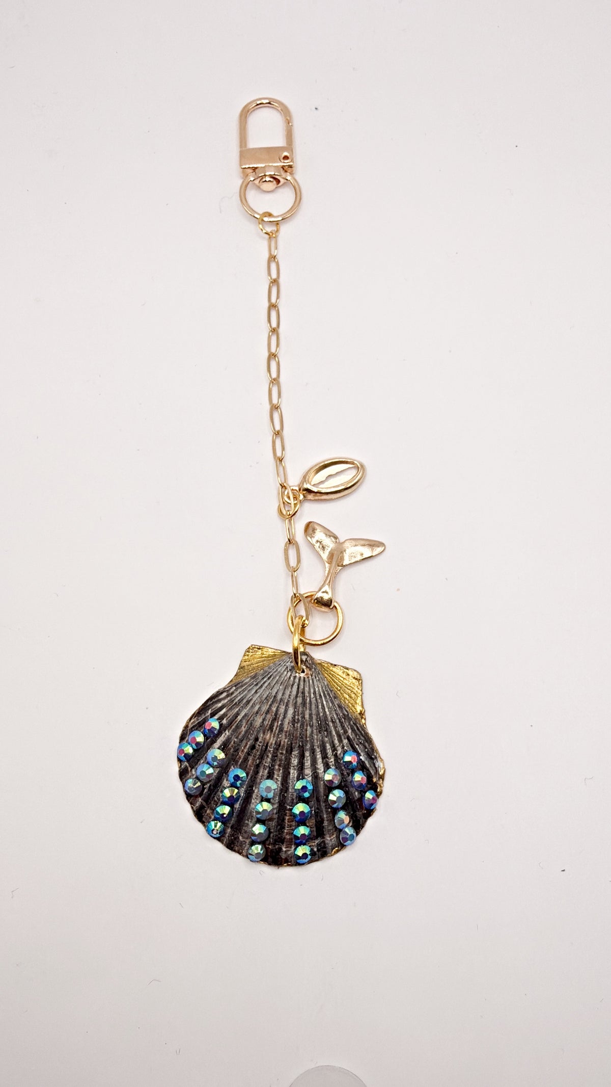 Blue Floral Shell Key Chain & Bag Charm – A Touch of Coastal Charm for Your Everyday Carry (Copy)