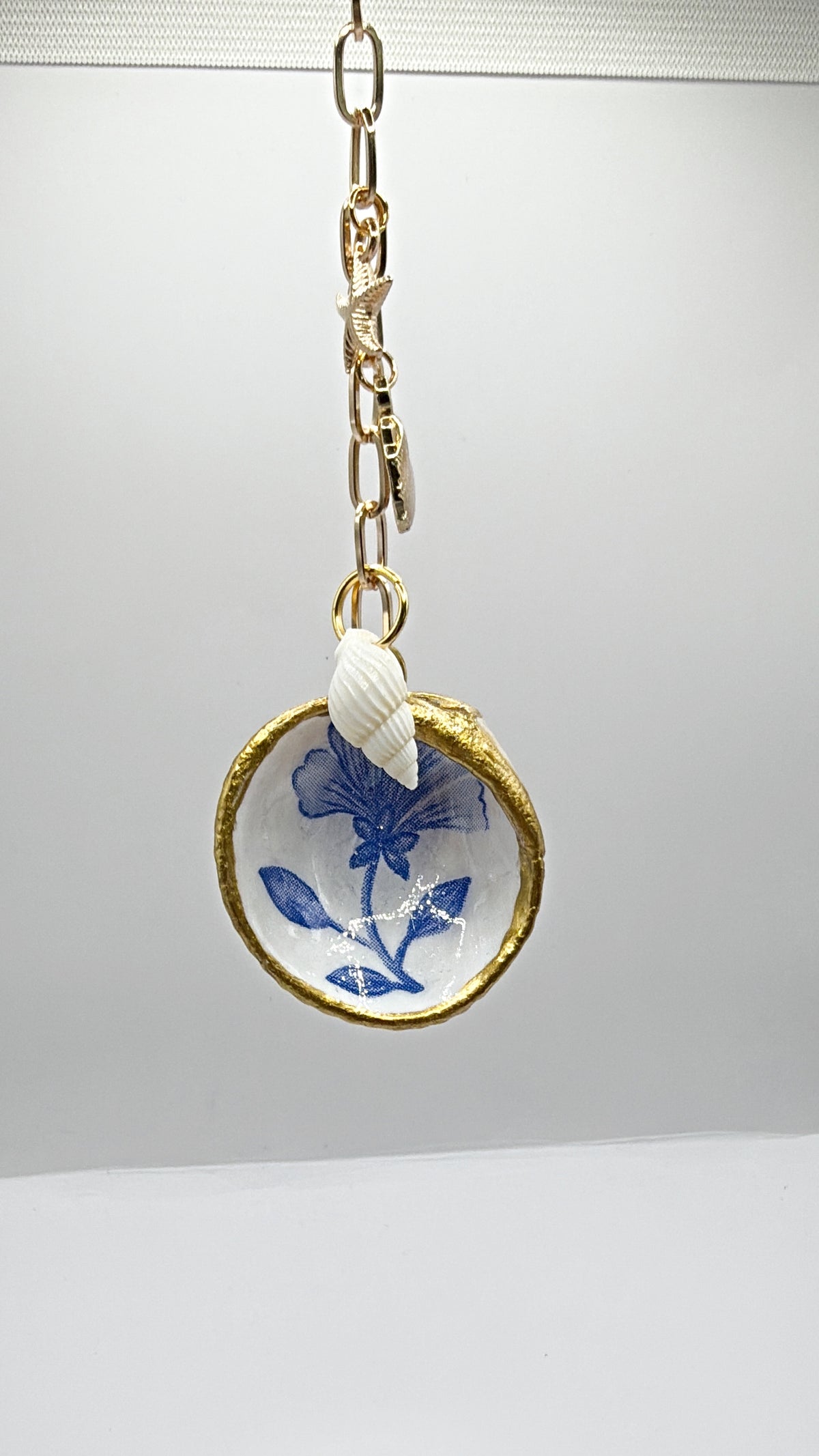 Blue Floral Shell Key Chain & Bag Charm – A Touch of Coastal Charm for Your Everyday Carry (Copy)