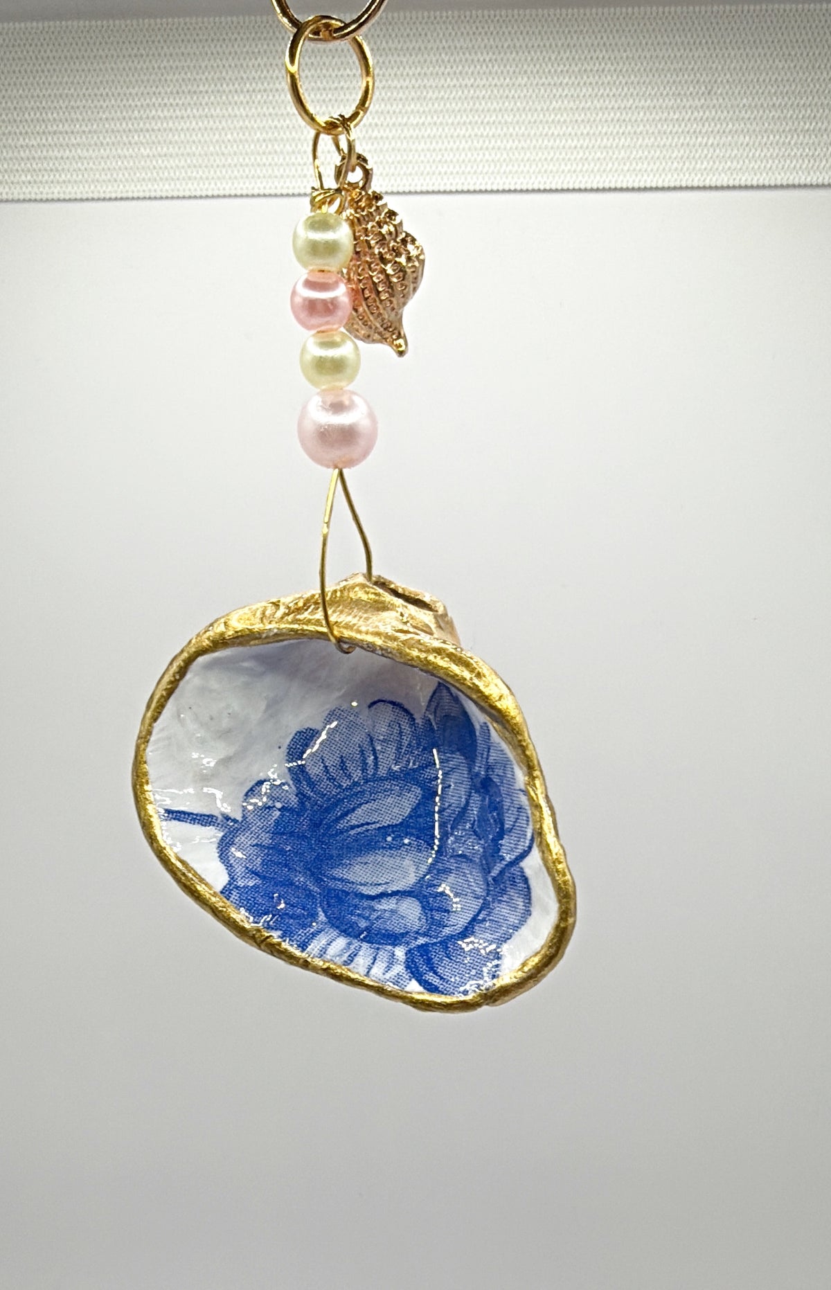 Blue Floral Shell Key Chain & Bag Charm – A Touch of Coastal Charm for Your Everyday Carry (Copy)
