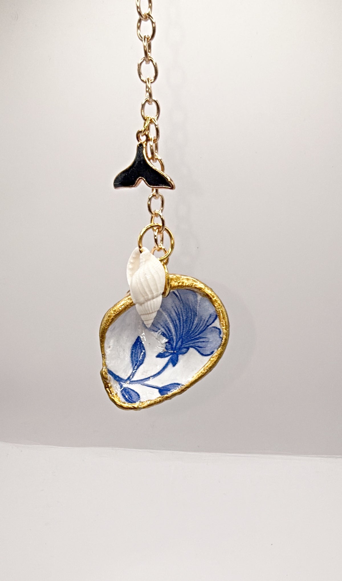 Blue Floral Shell Key Chain & Bag Charm – A Touch of Coastal Charm for Your Everyday Carry (Copy)