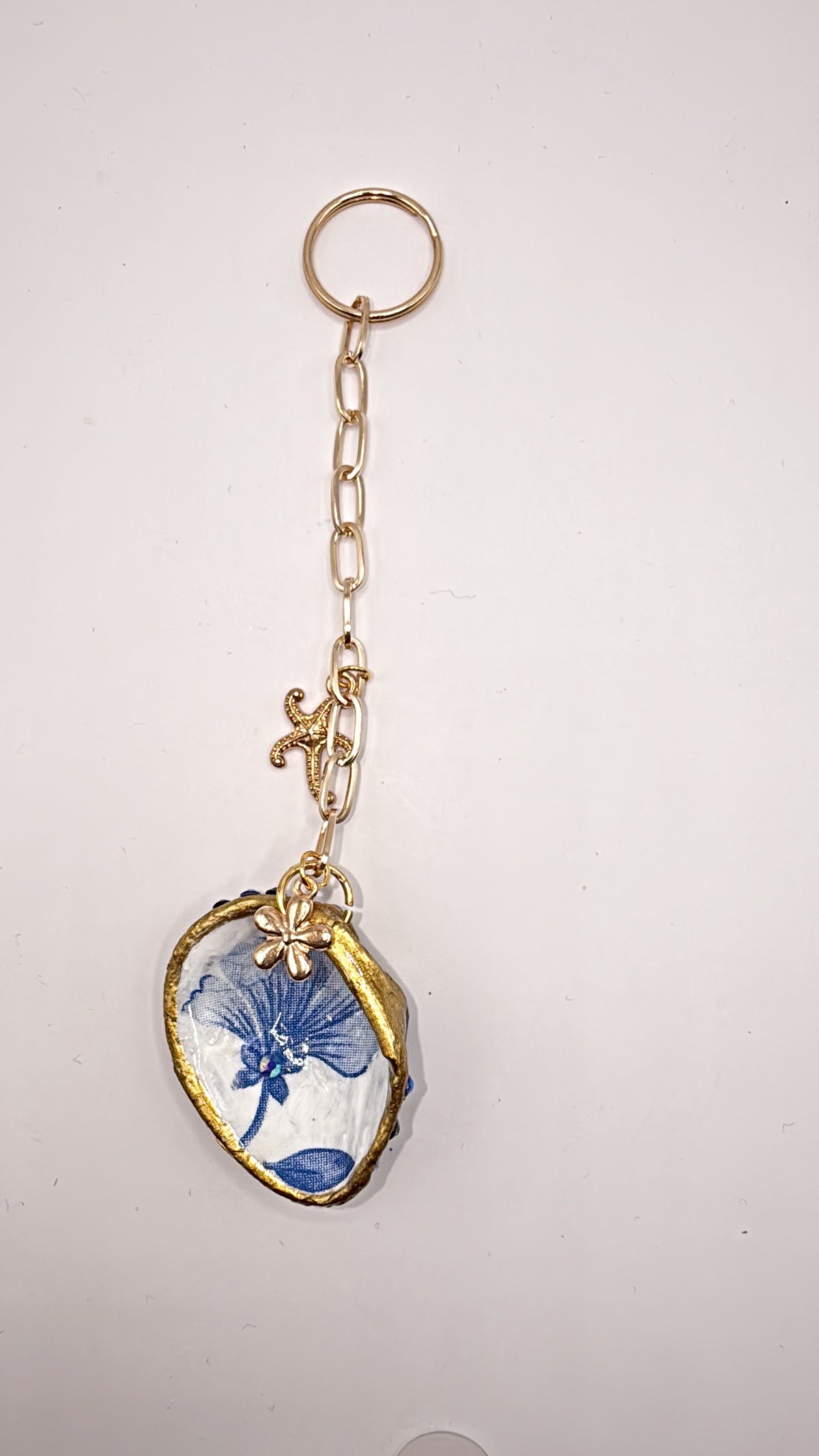Blue Floral Shell Key Chain & Bag Charm – A Touch of Coastal Charm for Your Everyday Carry (Copy)