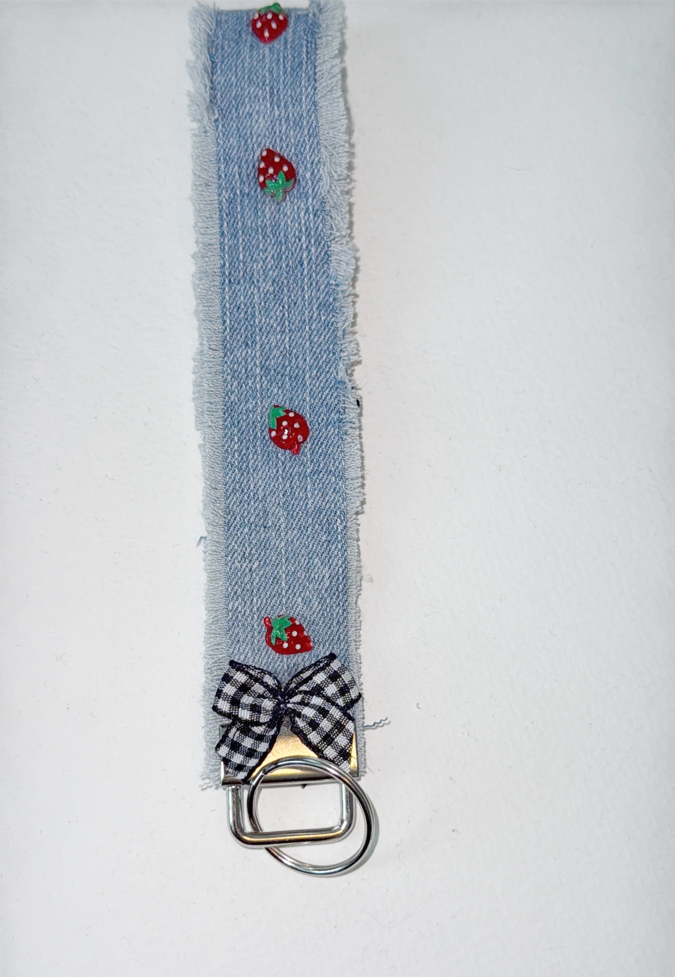 Wristlet keychain - light denim with strawberry resin charms