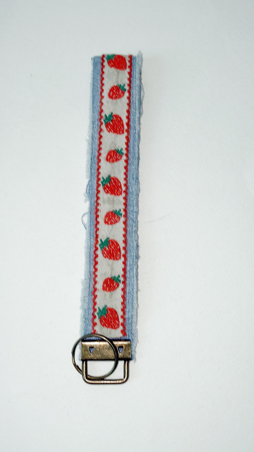 wristlet keychain - light denim w/ strawberry ribbon