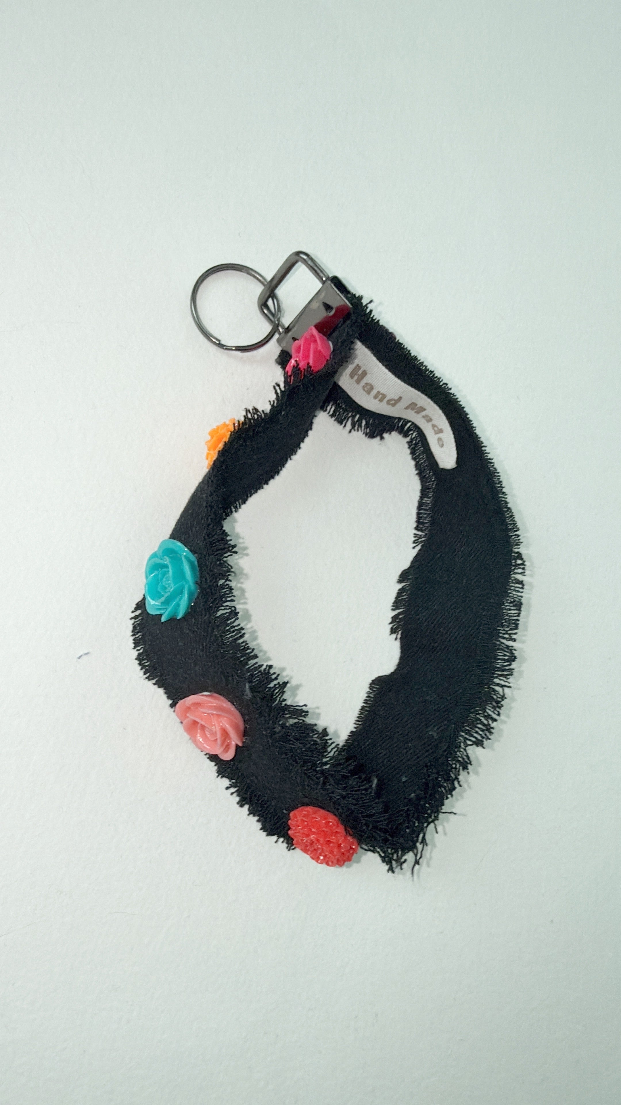 Wristlet keychain - blk denim with larger 3D resin flower embellishtments