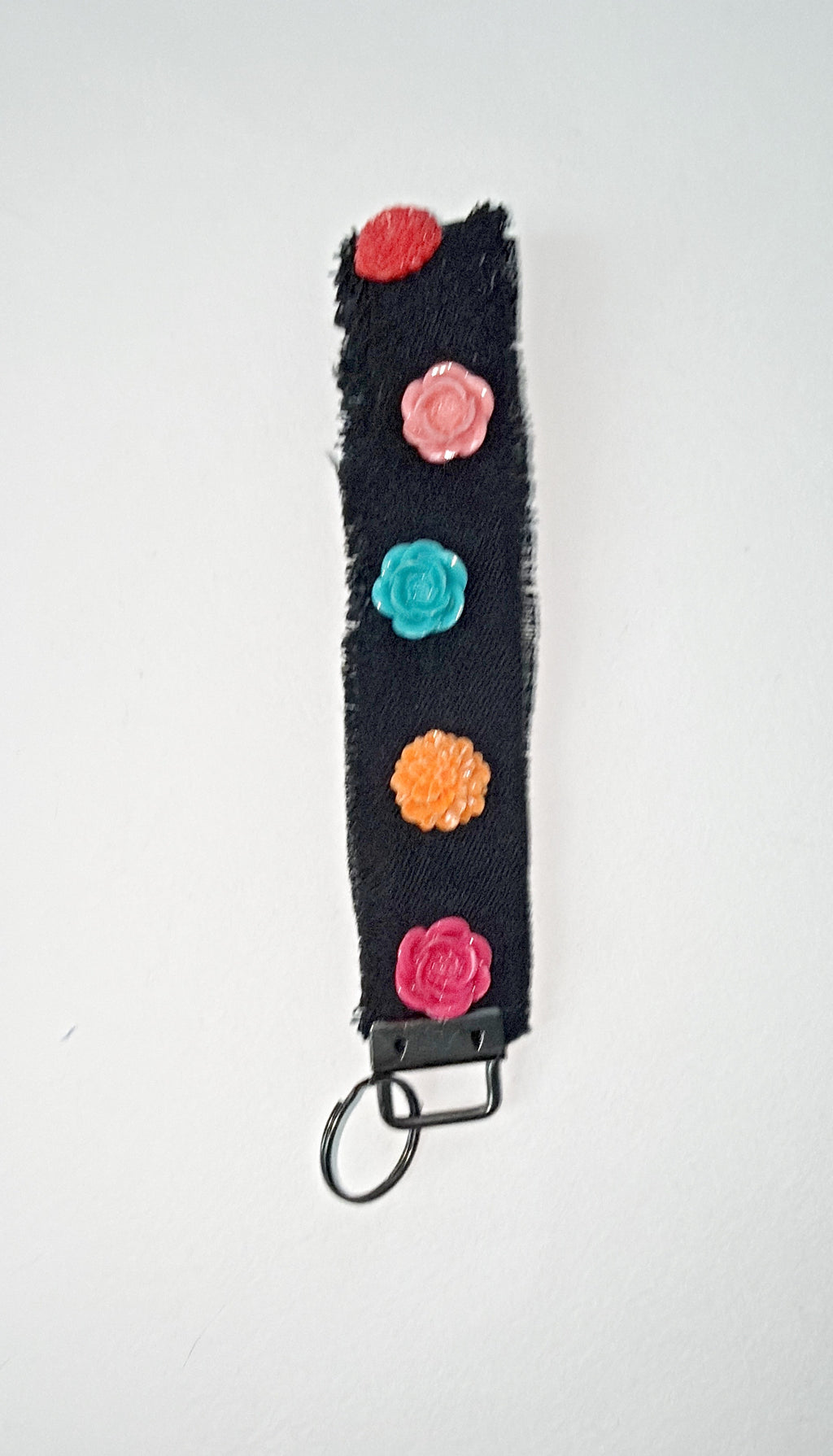 Wristlet keychain - blk denim with larger 3D resin flower embellishtments