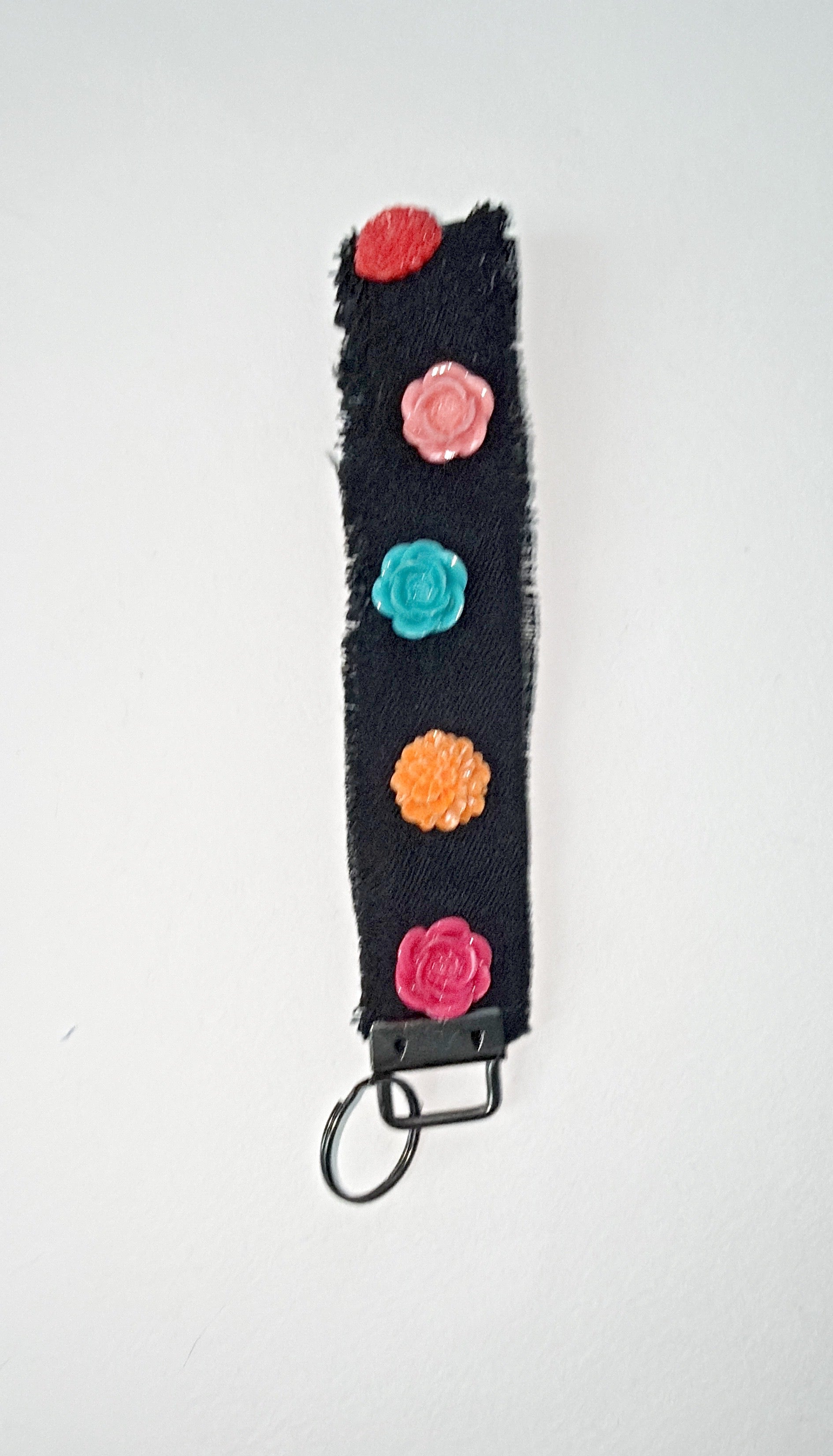 Wristlet keychain - blk denim with larger 3D resin flower embellishtments