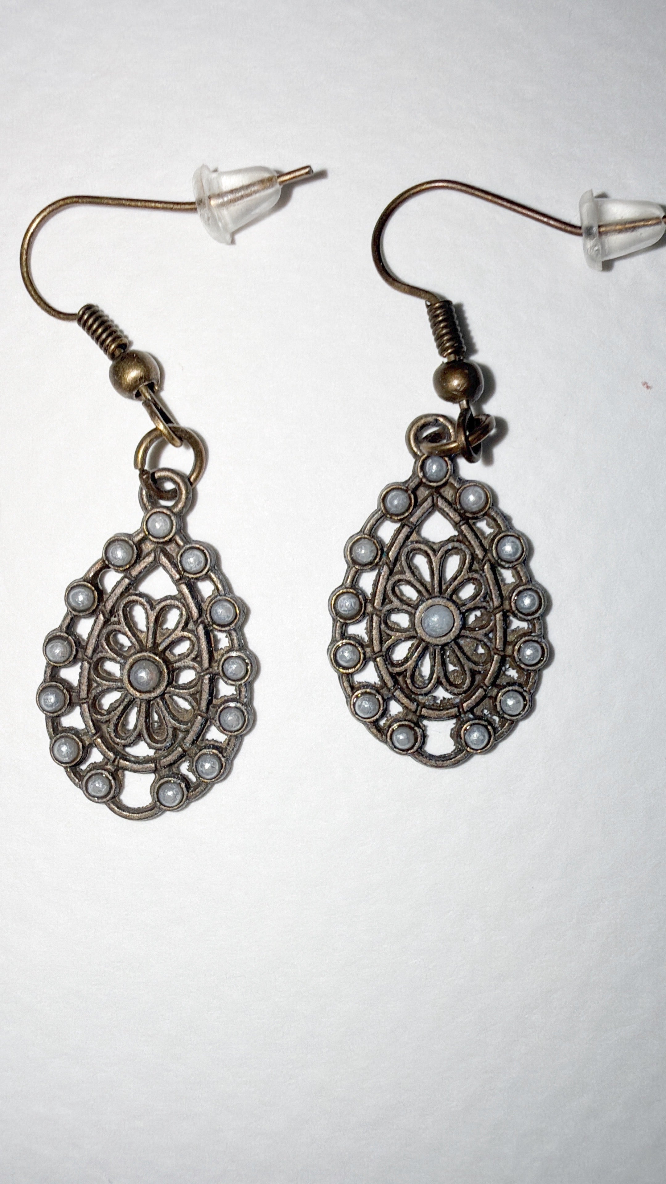Vintage Upcycled Earrings – One‑of‑a‑Kind sustainable style
