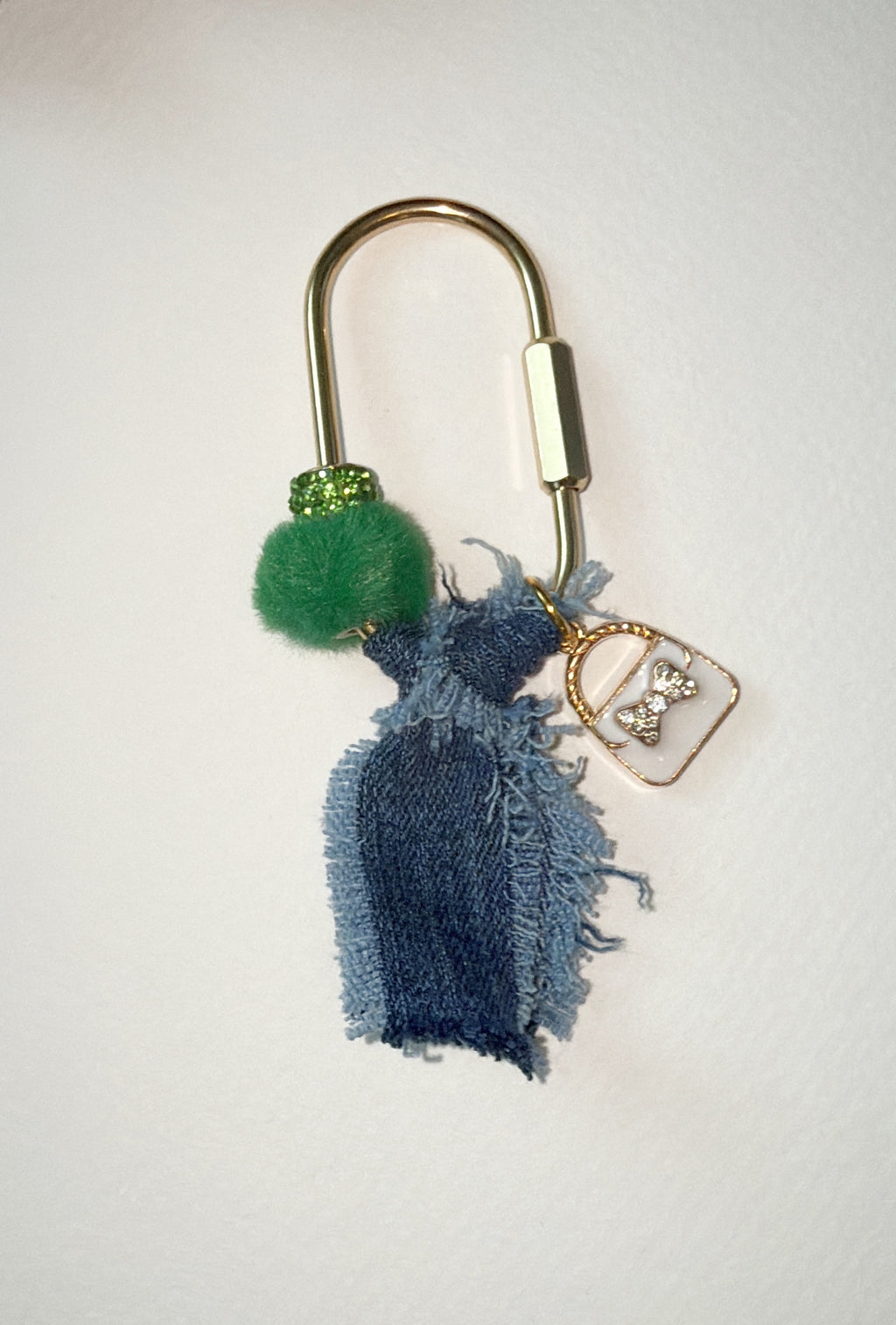 Beaded Carabiner Key Ring – Built for Everyday Carry, Designed for Style