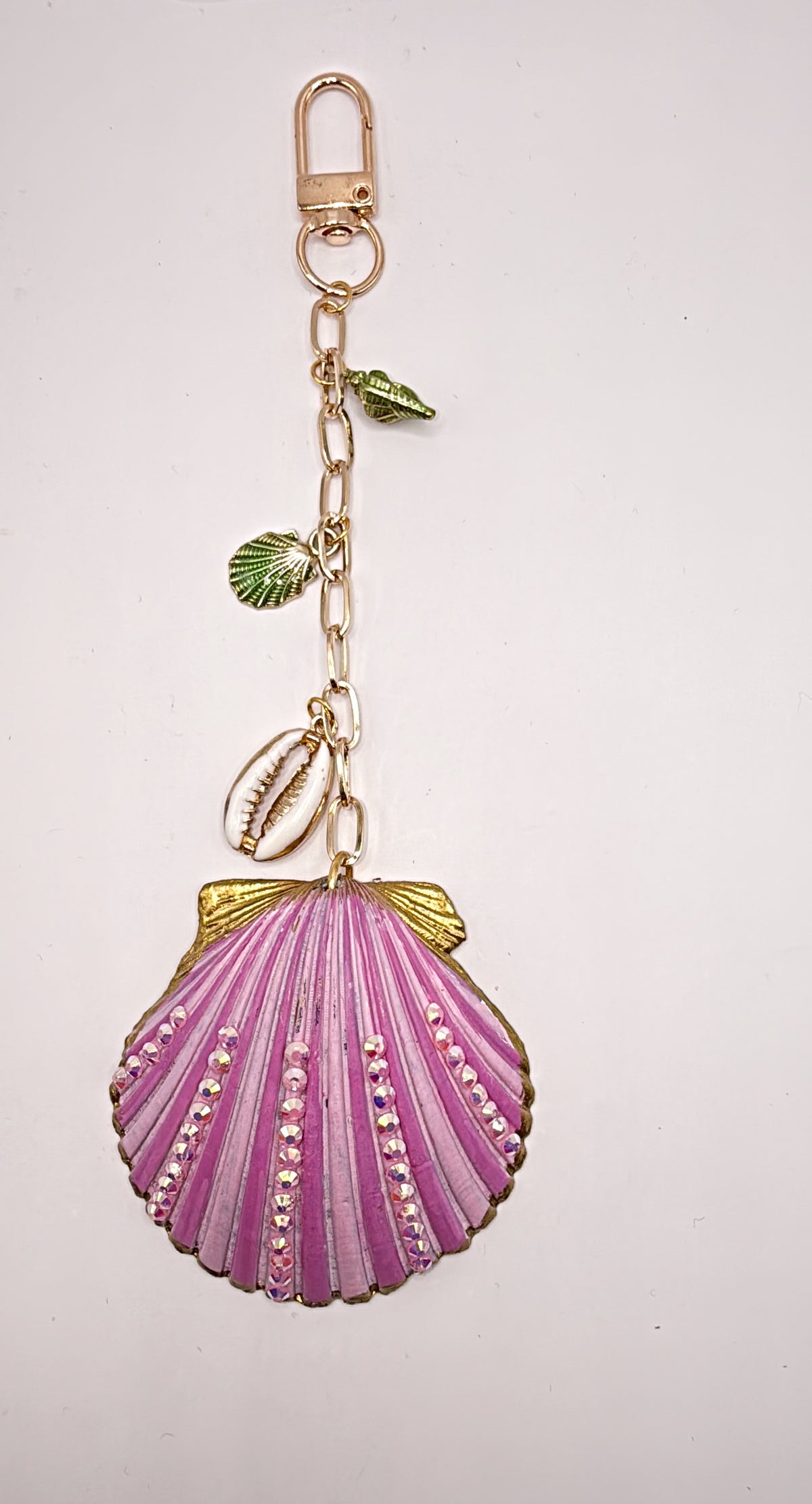 Shell Key Chain & Bag Charm – A Touch of Coastal Charm for Your Everyday Carry